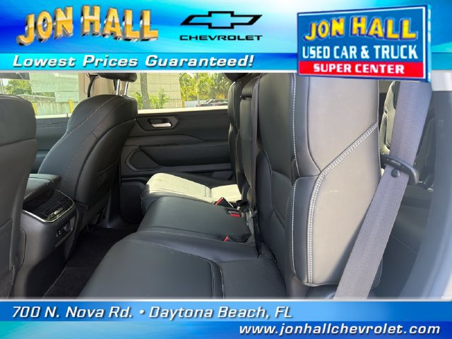 Used 2025 Nissan Armada SV RWD image 17