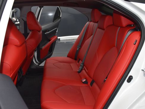 Used 2023 Toyota Camry XSE image 22