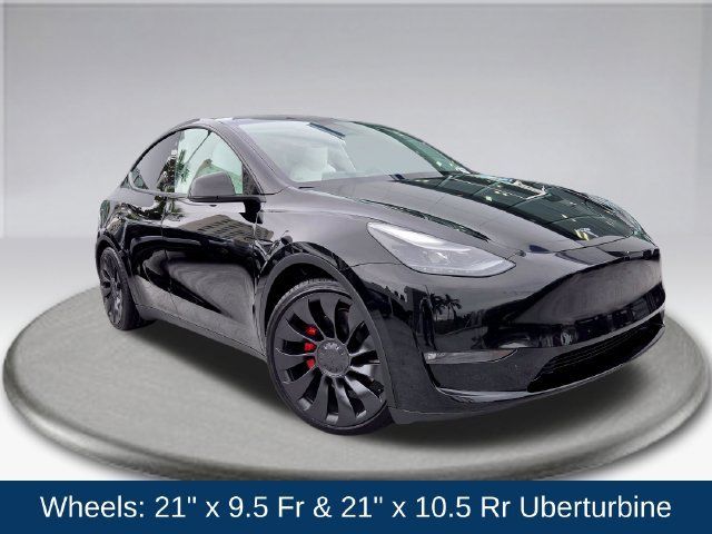 Used 2023 Tesla Model Y Long Range AWD/4WD image 2