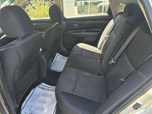 Used 2016 Nissan Altima 2.5 S w/ Power Driver Seat Package FWD image 12