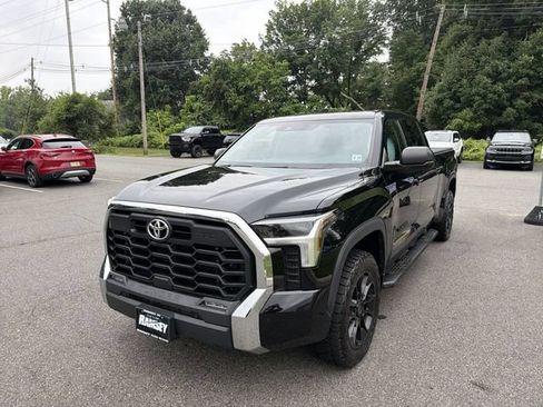 Used 2023 Toyota Tundra SR5 w/ TRD Off-Road Premium Package AWD/4WD image 4