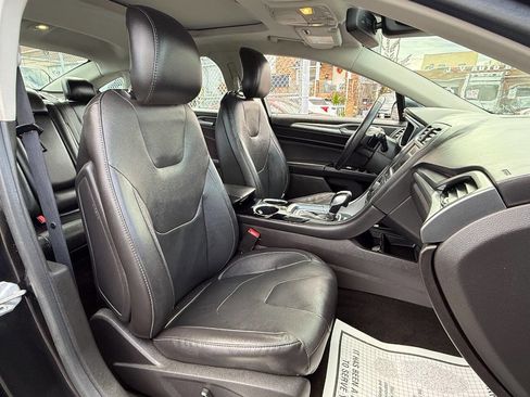 Used 2014 Ford Fusion Titanium image 14