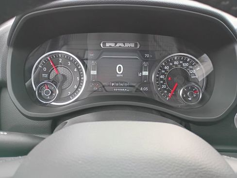 Used 2024 RAM 2500 Big Horn w/ Night Edition AWD/4WD image 31