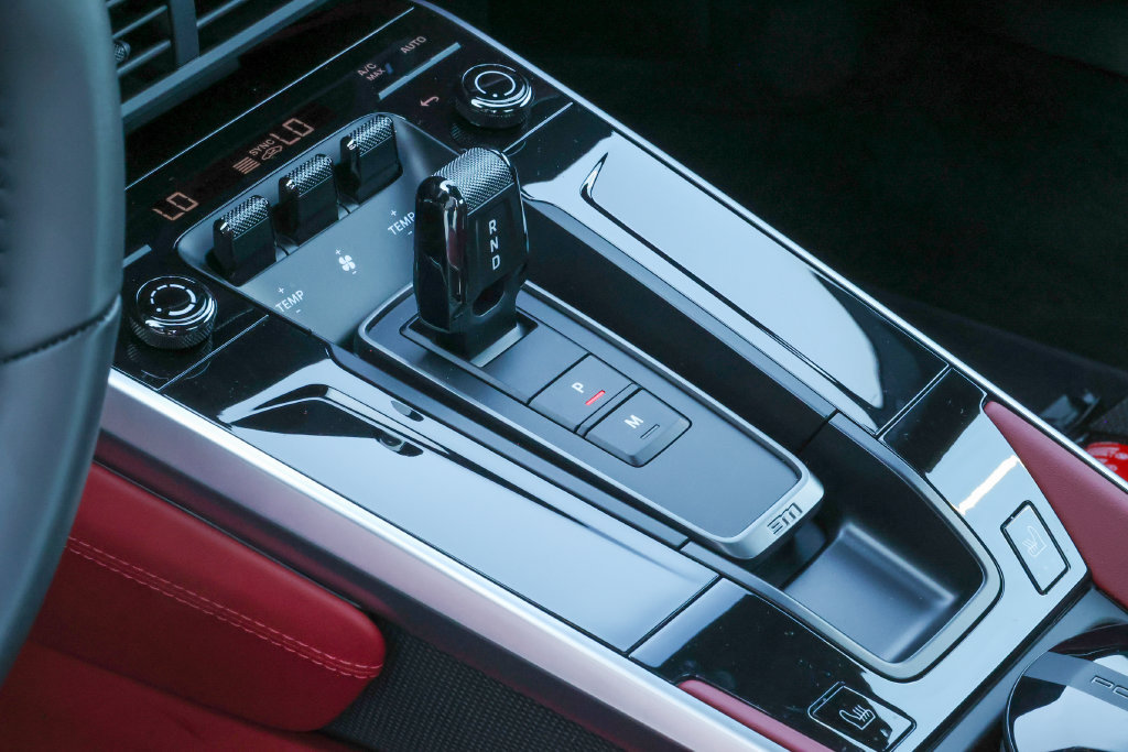 Certified 2026 Porsche 911 Carrera S RWD image 37