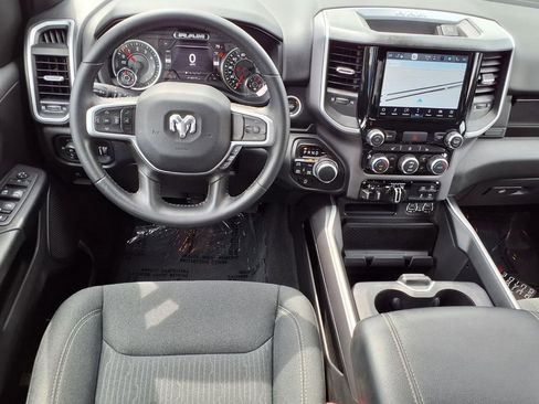 Used 2022 RAM 1500 Big Horn AWD/4WD image 4