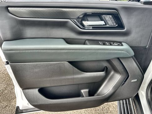 New 2026 GMC Yukon XL AT4 w/ AT4 Premium Plus Package AWD/4WD image 21