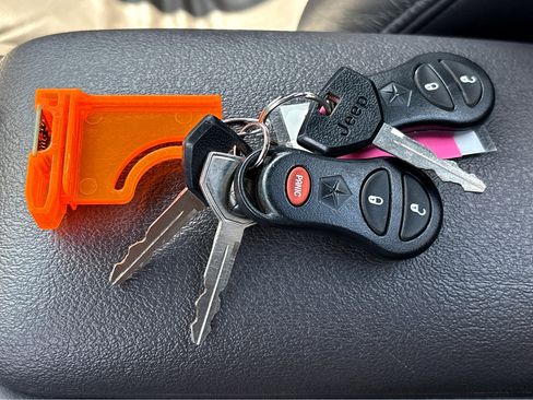 Used 2000 Plymouth Prowler image 28