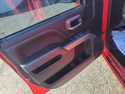 Used 2018 Chevrolet Silverado 1500 LT w/ All Star Edition AWD/4WD image 18