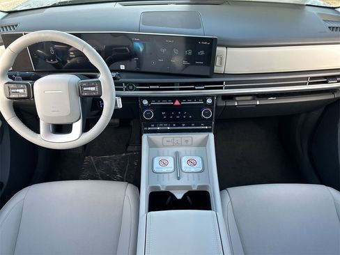 New 2026 Hyundai Santa Fe SE image 14