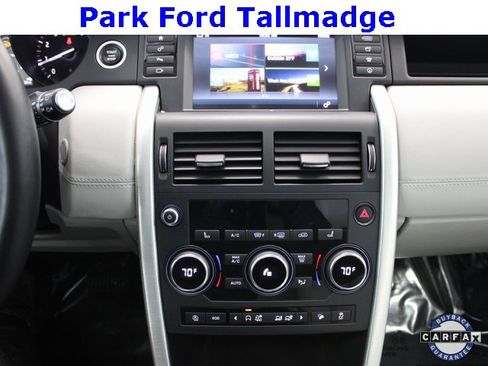 Used 2019 Land Rover Discovery Sport image 17