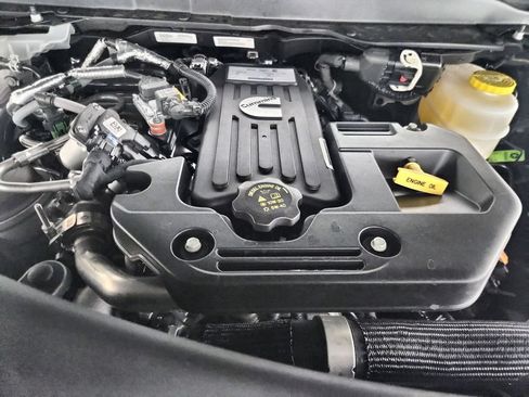 New 2026 RAM 2500 Tradesman AWD/4WD image 33