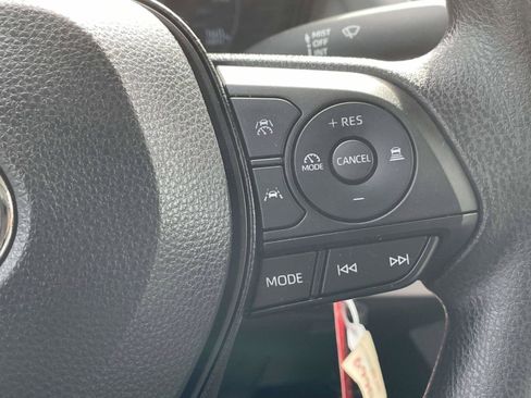 Used 2024 Toyota Corolla LE AWD/4WD image 24