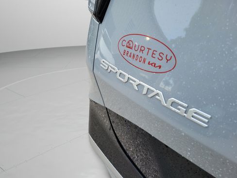 Used 2025 Kia Sportage SX FWD image 30