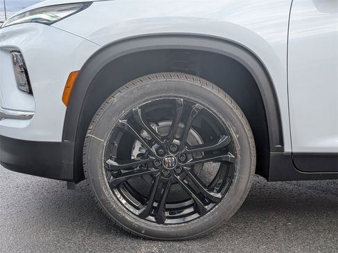 New 2026 Buick Enclave Preferred w/ Power Package image 8