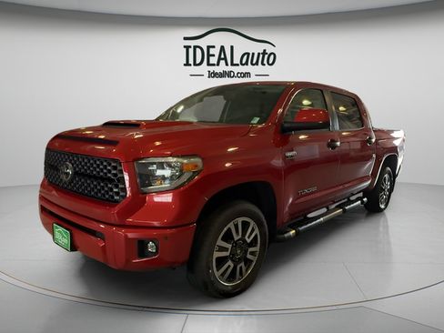 Used 2018 Toyota Tundra SR5 w/ TRD Sport Package AWD/4WD image 13