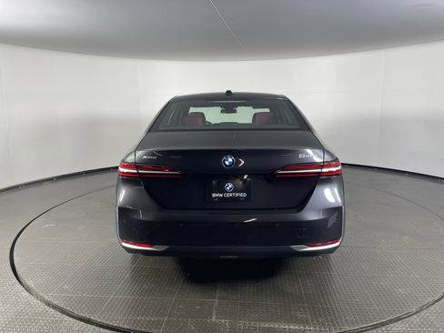Certified 2024 BMW 540i xDrive w/ Premium Package image 7