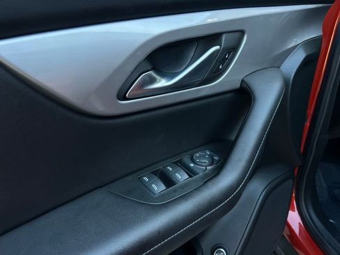 Used 2022 Chevrolet Blazer LT image 13