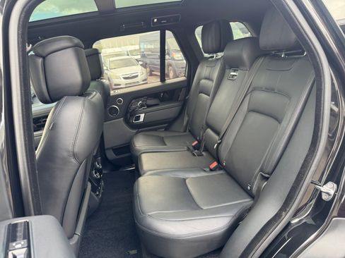 Used 2019 Land Rover Range Rover Supercharged AWD/4WD image 23