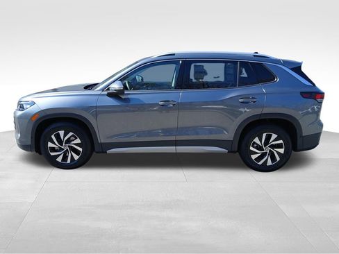 New 2026 Volkswagen Tiguan S FWD image 2