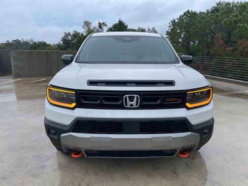 Certified 2026 Honda Passport TrailSport image 2