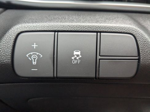 New 2025 Hyundai Elantra SEL image 26