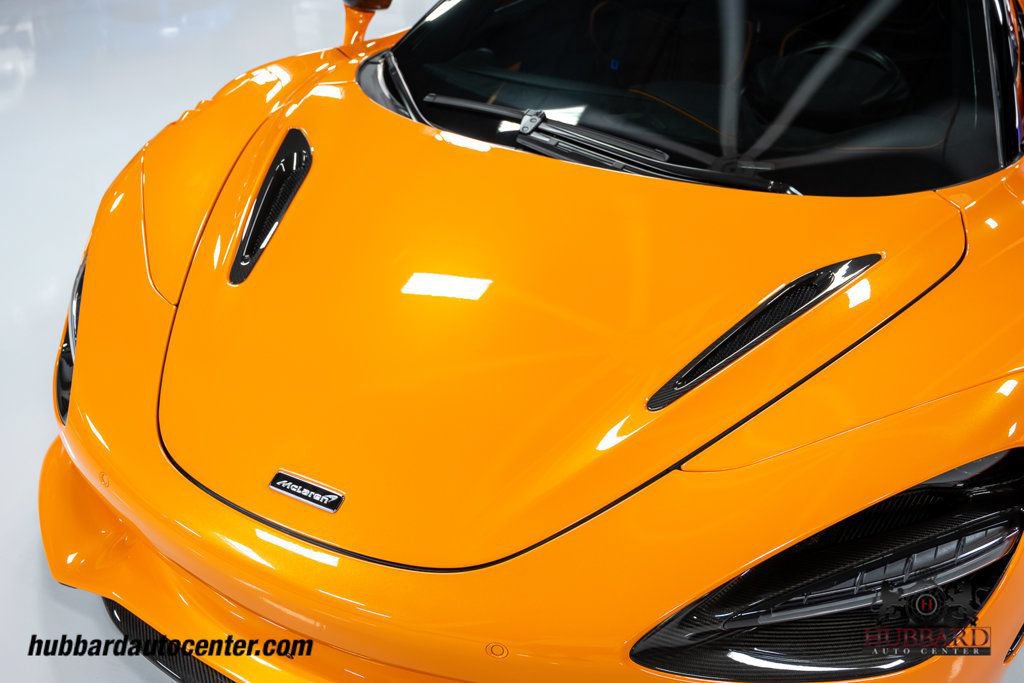 Used 2024 McLaren 750S Spider RWD image 14