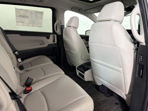 New 2026 Honda Odyssey EX-L image 29