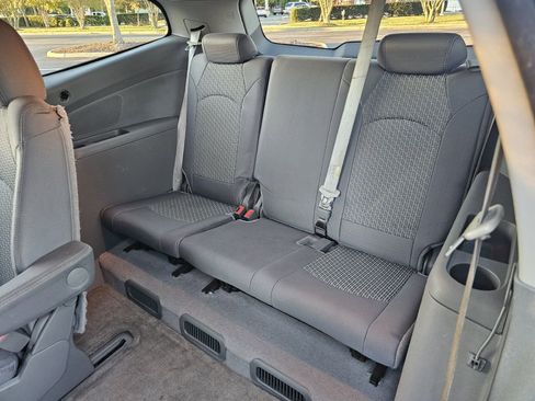 Used 2012 Chevrolet Traverse LT w/ All-Star Edition image 20