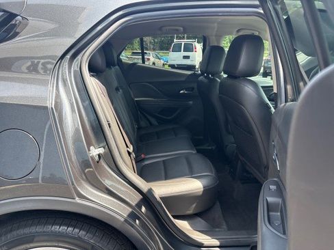 Used 2017 Buick Encore Essence FWD image 44