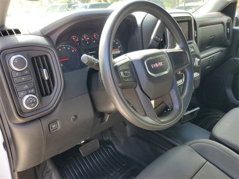 Used 2021 GMC Sierra 2500 4x4 Crew Cab w/ Convenience Package image 16