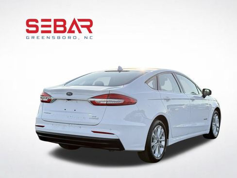 Used 2019 Ford Fusion SE FWD image 6