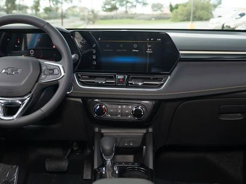 Used 2026 Chevrolet TrailBlazer ACTIV w/ Driver Confidence Package image 45