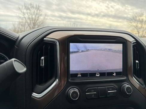 Used 2021 Chevrolet Silverado 1500 High Country w/ LPO, Dark Essentials Package image 9