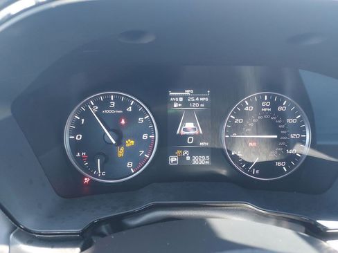 Certified 2025 Subaru Outback Premium AWD/4WD image 11