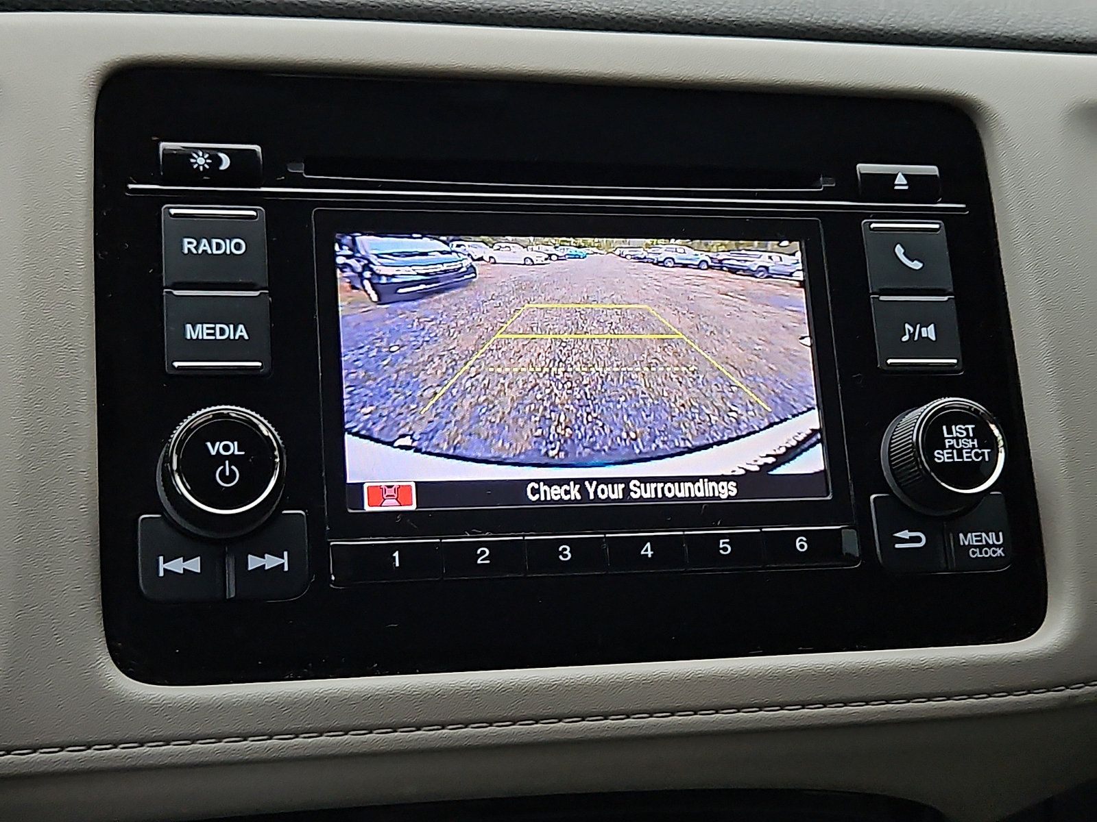 Used 2022 Honda HR-V LX image 13