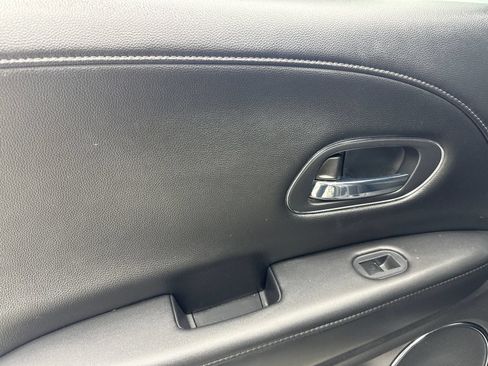 Used 2016 Honda HR-V EX-L image 36