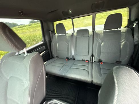 Used 2022 RAM 1500 Big Horn AWD/4WD image 33