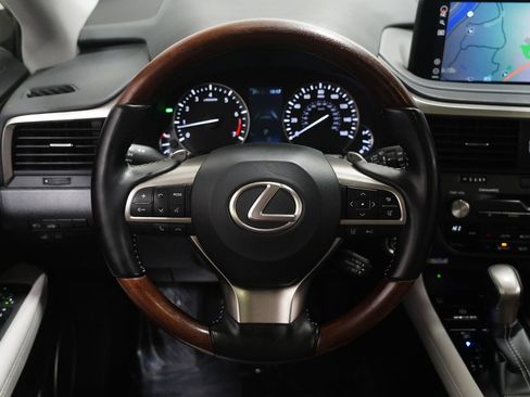 Used 2021 Lexus RX 350L Premium w/ Premium Package image 18