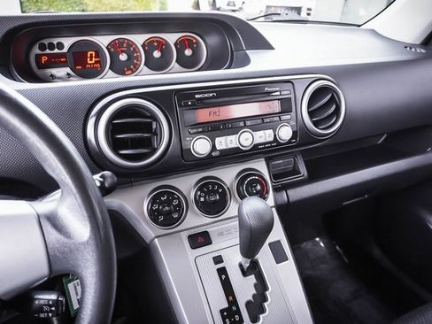 Used 2009 Scion xB image 15