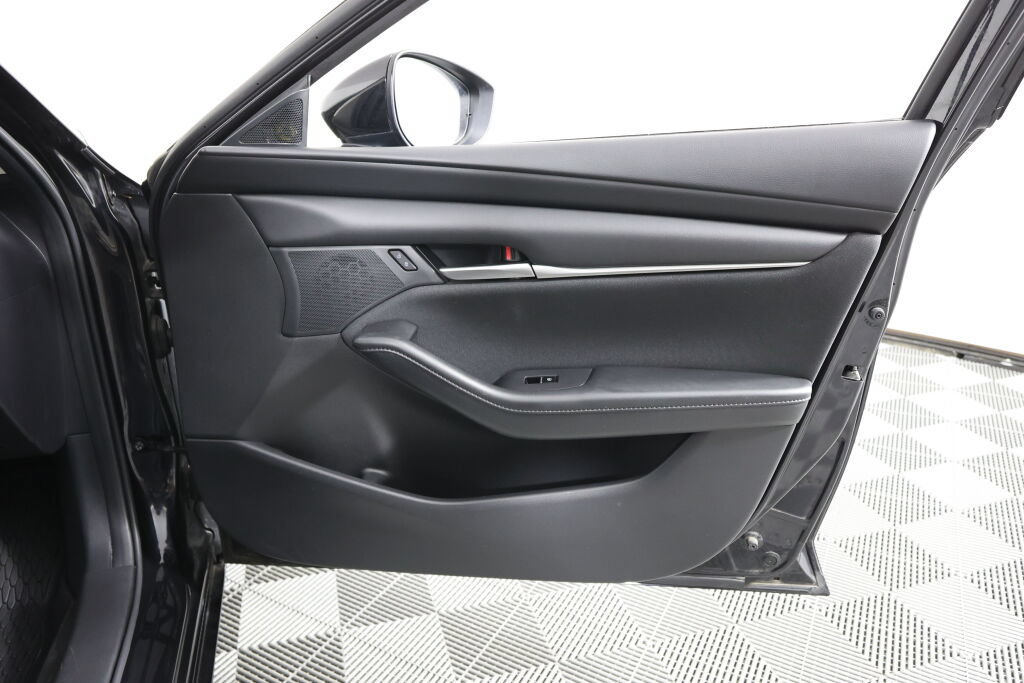 Used 2022 MAZDA MAZDA3 s FWD image 25