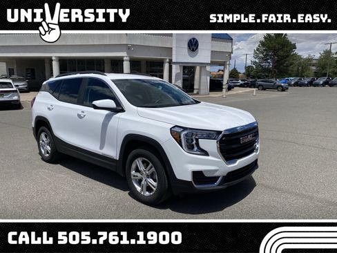 Used 2024 GMC Terrain SLE w/ Driver Convenience Package AWD/4WD image 1