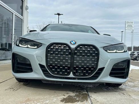 Certified 2022 BMW 440i xDrive Coupe w/ Premium Package image 2