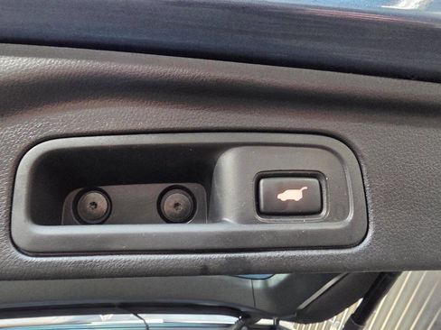 Used 2017 Honda Pilot Touring image 33