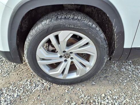 Used 2021 Volkswagen Atlas Cross Sport SEL image 39