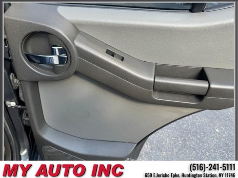 Used 2013 Nissan Xterra S AWD/4WD image 28