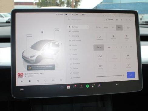 Used 2023 Tesla Model Y Performance AWD/4WD image 22