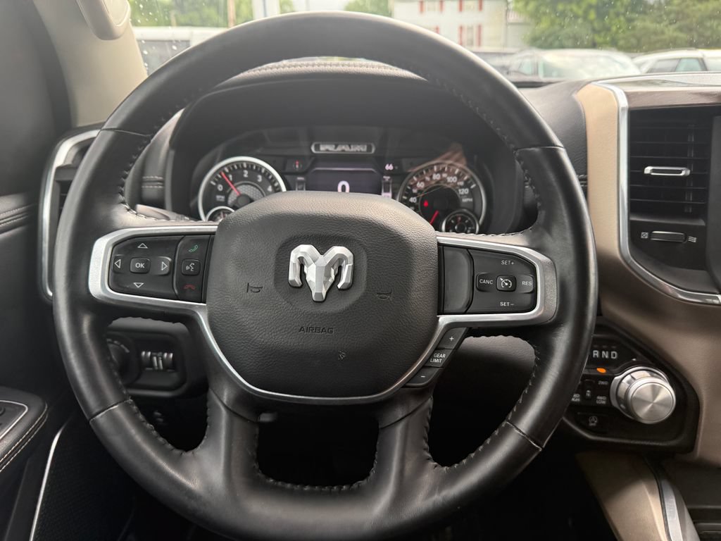 Used 2022 RAM 1500 Laramie AWD/4WD image 34