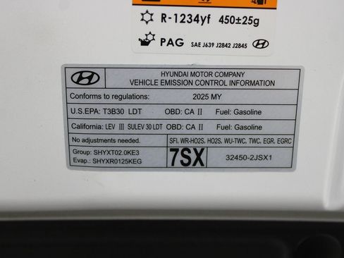 Used 2025 Hyundai Kona SEL FWD image 34