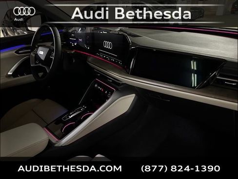 New 2025 Audi Q5 Prestige image 10