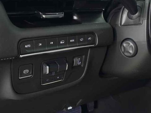 Used 2021 Cadillac Escalade ESV Sport w/ Driver Assist Tech Package image 27